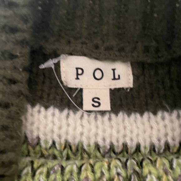 NWOT POL Oversized Mock Neck Balloon Sleeves Fringe Knit Sweater. Size Small - Picture 7 of 7